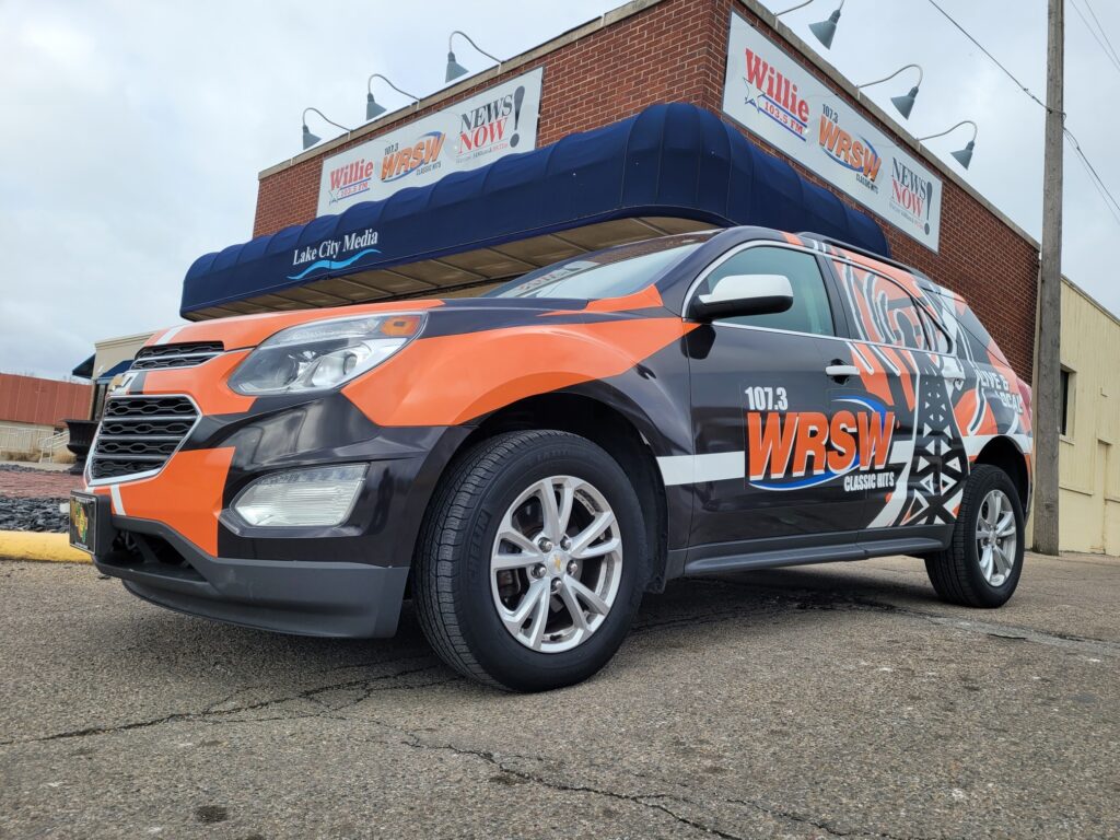 Vehicle Wrap / Vehicle Graphics