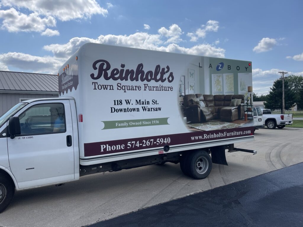 Vehicle Wrap / Vehicle Graphics / Vehicle Badging